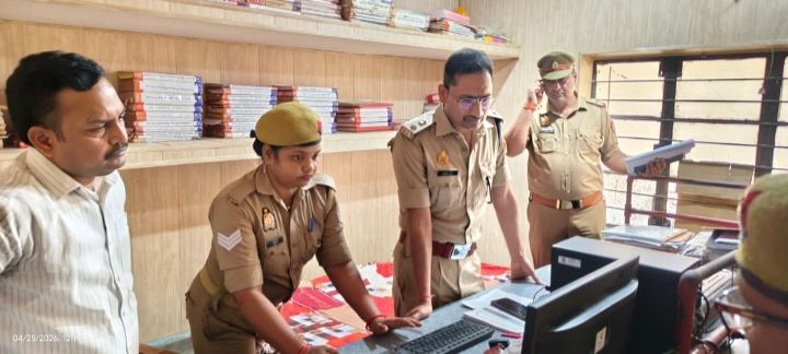  पुलिस अधीक्षक चन्दौली, आकाश पटेल ने किया बबुरी थाने का वार्षिक निरीक्षण  