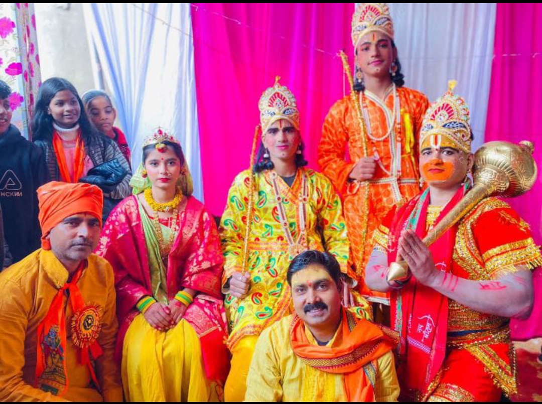 गांव से लेकर बाजार तक गूँजते रहे जय श्री राम के नारे