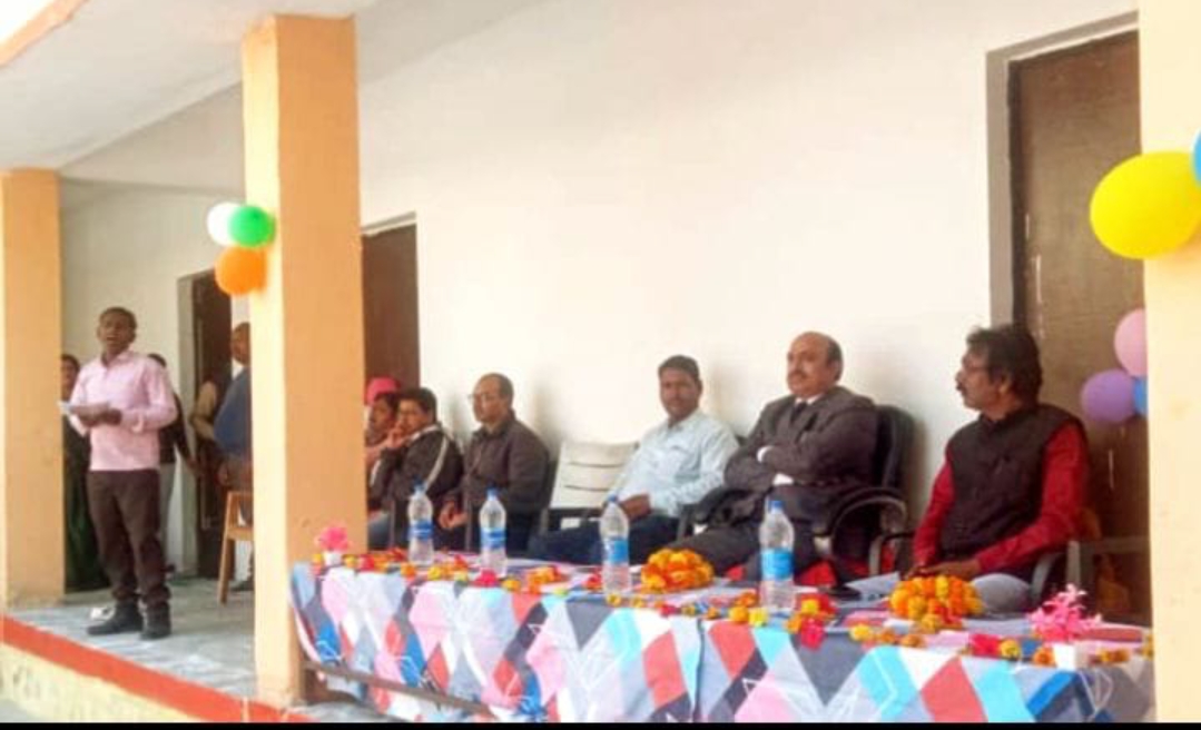 महिला दिवस पर अपर जिला जज ने किया गया जागरूक