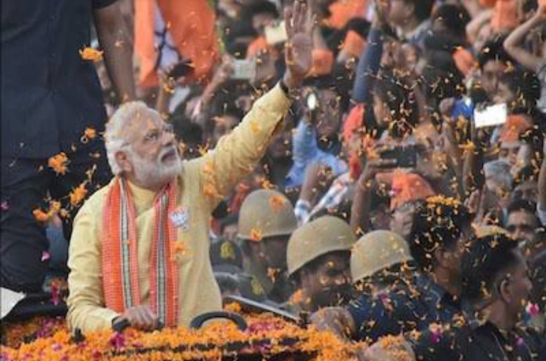 आज काशी में सबसे बड़ा रोड शो करेंगे पीएम मोदी, 28 KM तक होगी पुष्पवर्षा