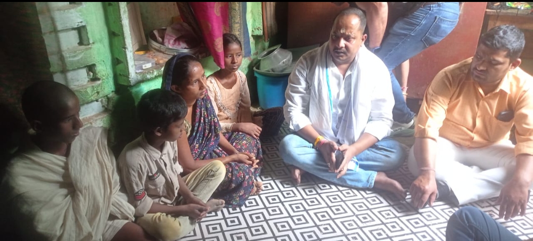 डबल इंजन सरकार का है दोहरा चरित्र - विकास सिंह