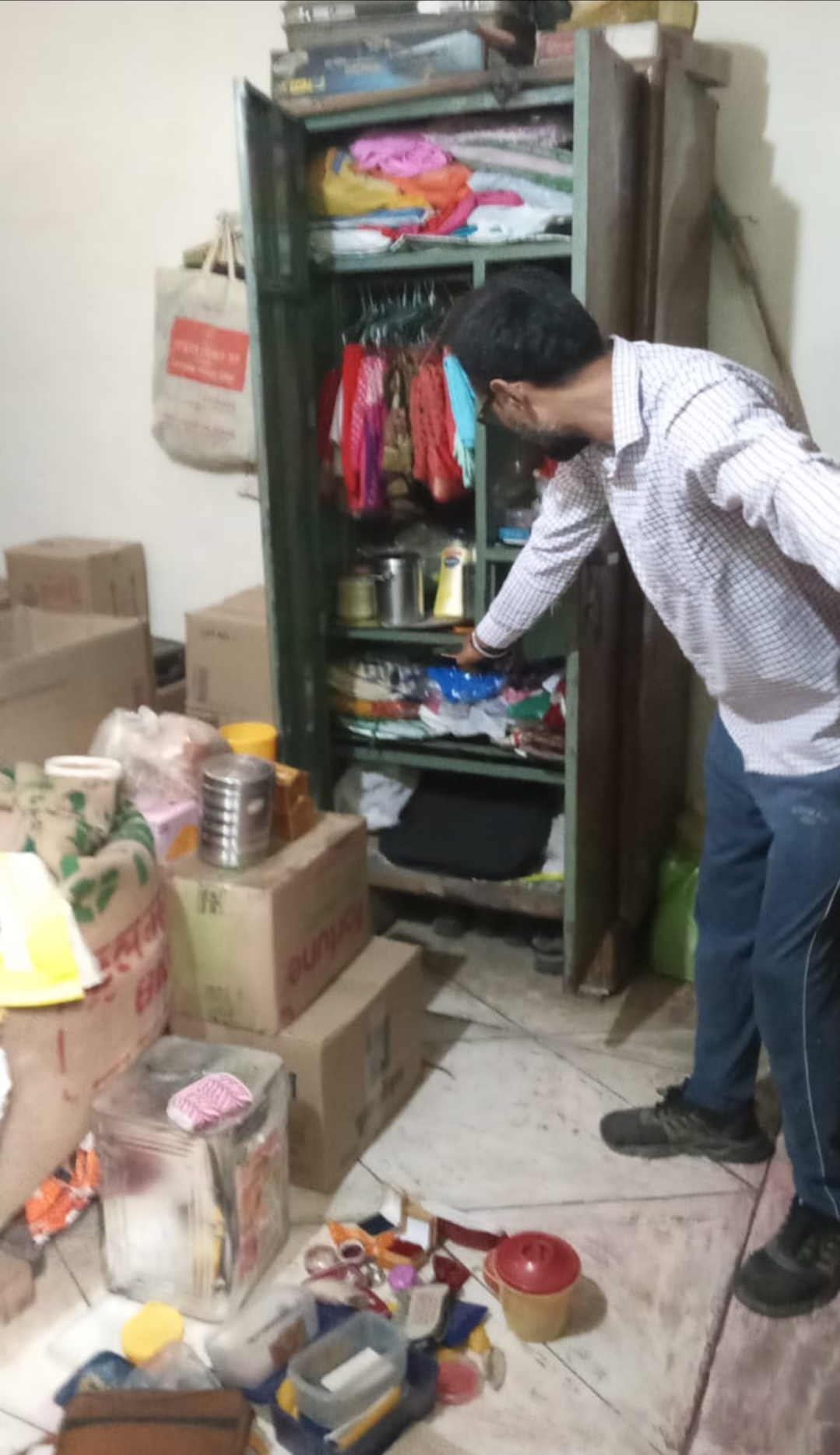 साढ़े आठ लाख रुपए मूल्य की जेवरात चोरी