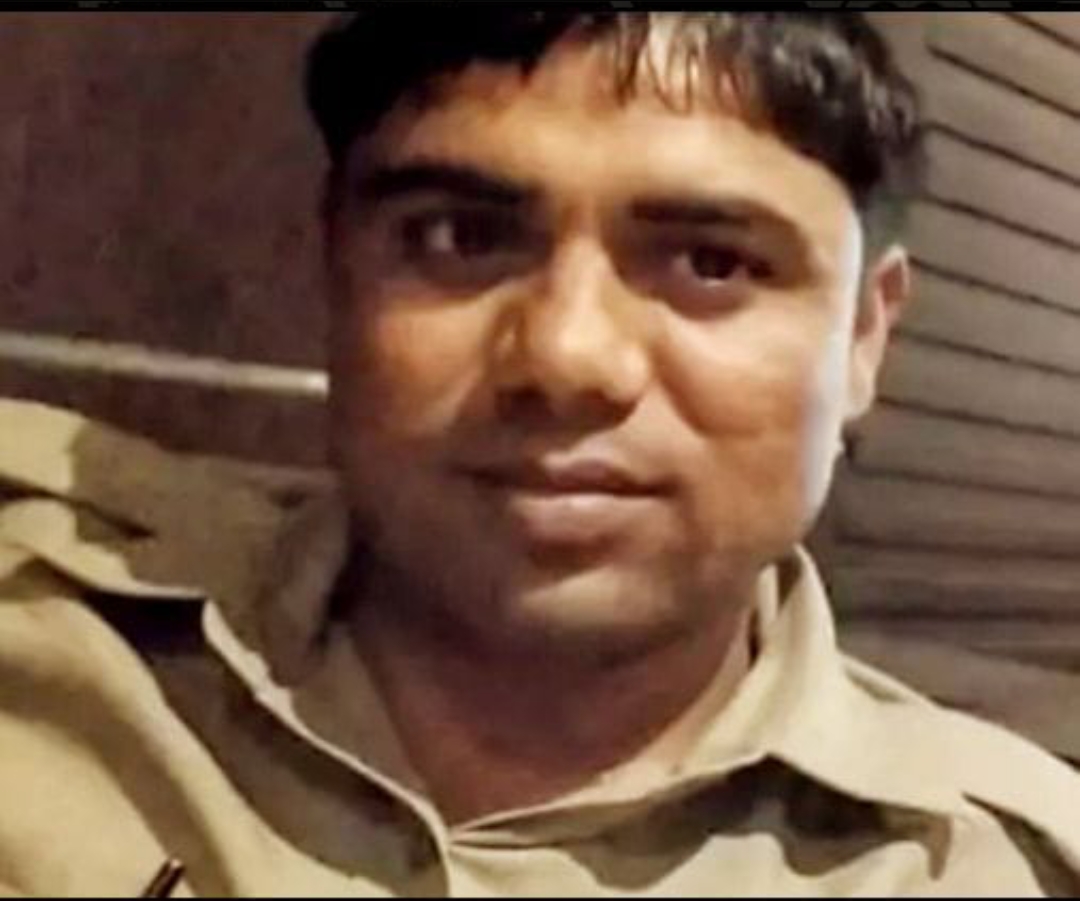 वीआईपी ड्यूटी पर जा रहे सिपाही की सड़क दुर्घटना में मौत