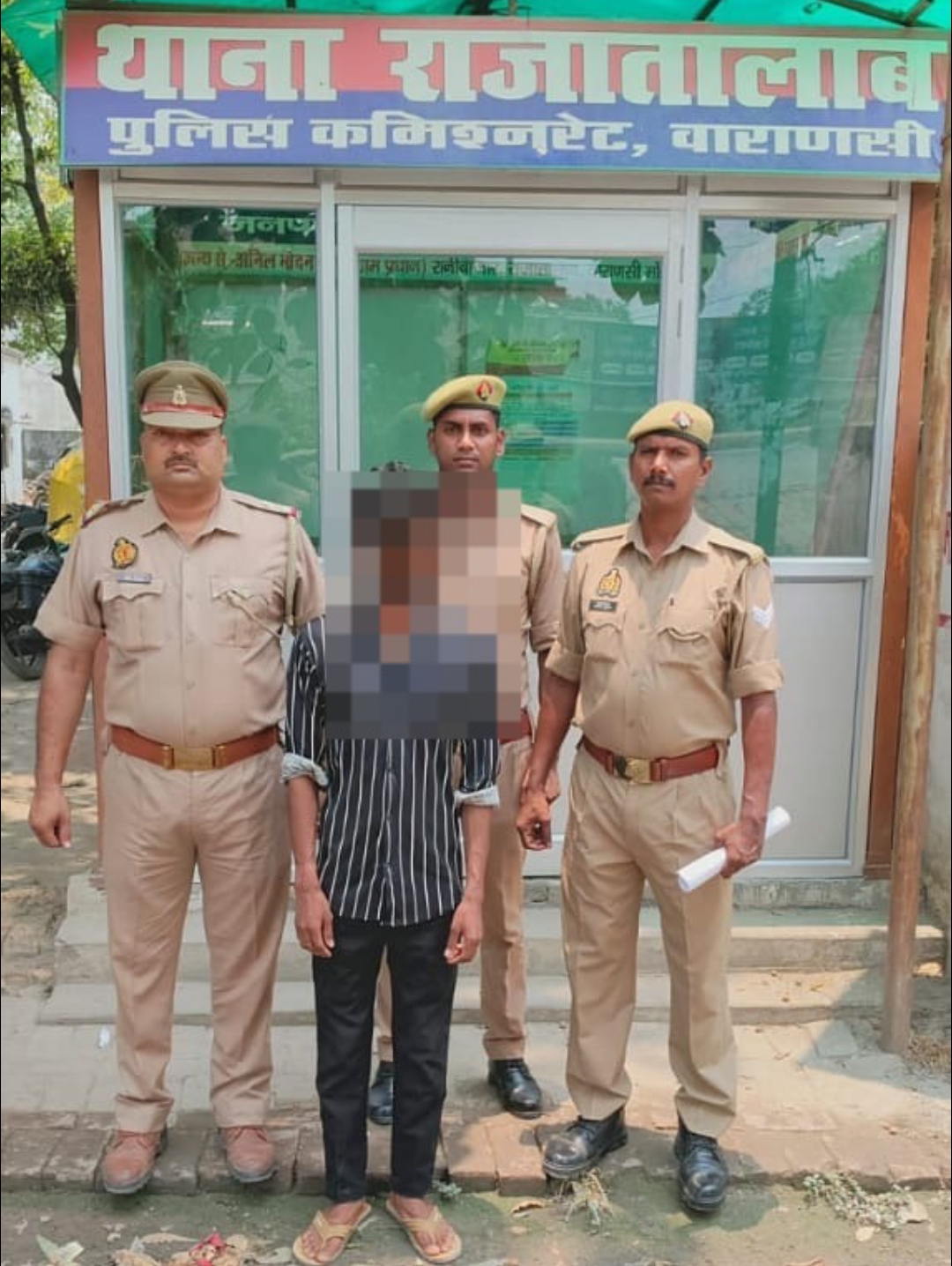 थाना राजातालाब पुलिस ने धारा 363/366 भादवि से सम्बन्धित अभियुक्त को किया गिरफ्तार, कब्जे से अपहृता बरामद