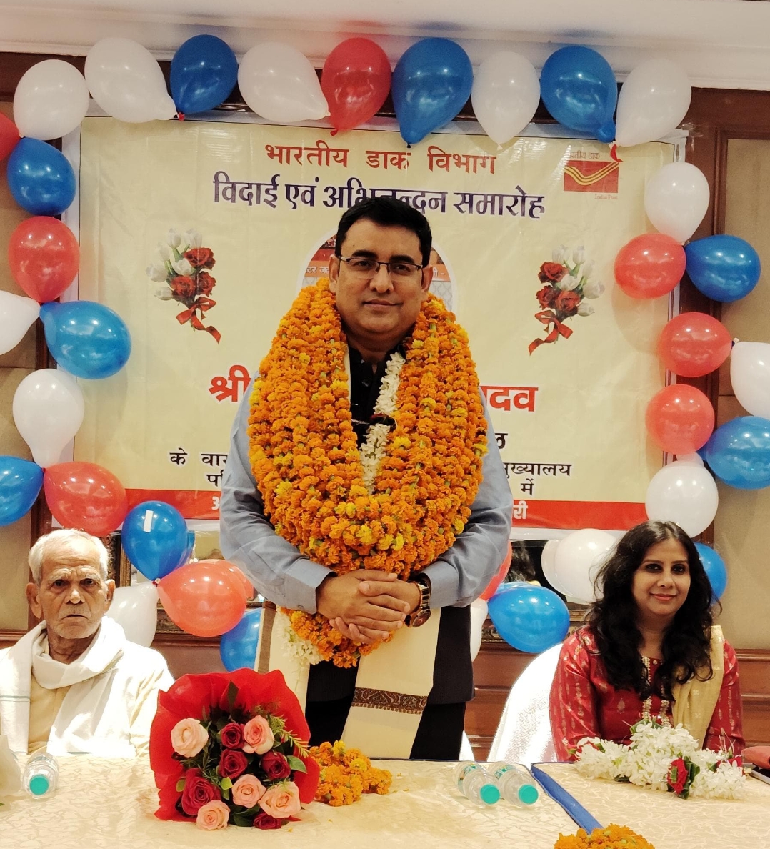 पोस्टमास्टर जनरल कृष्ण कुमार यादव को दी भावभीनी विदाई