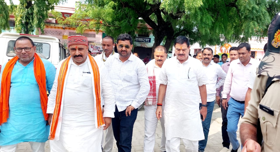 पिंडरा पीएचसी को आदर्श बनाये-- डॉ अवधेश