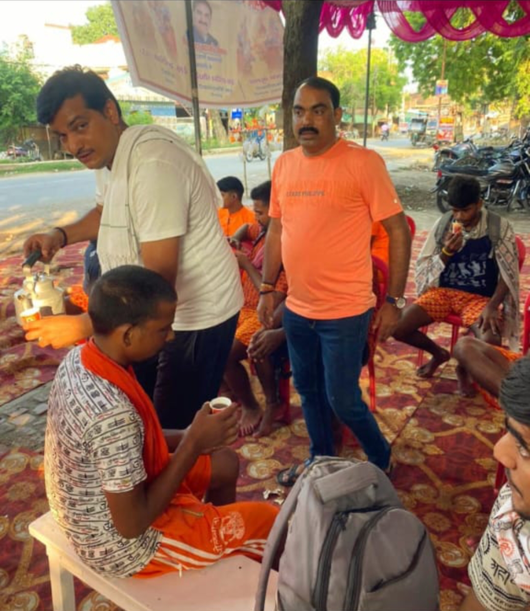 कांवरियों के शिविर में की गई सेवा, स्वास्थ्य विभाग भी रहा सजग