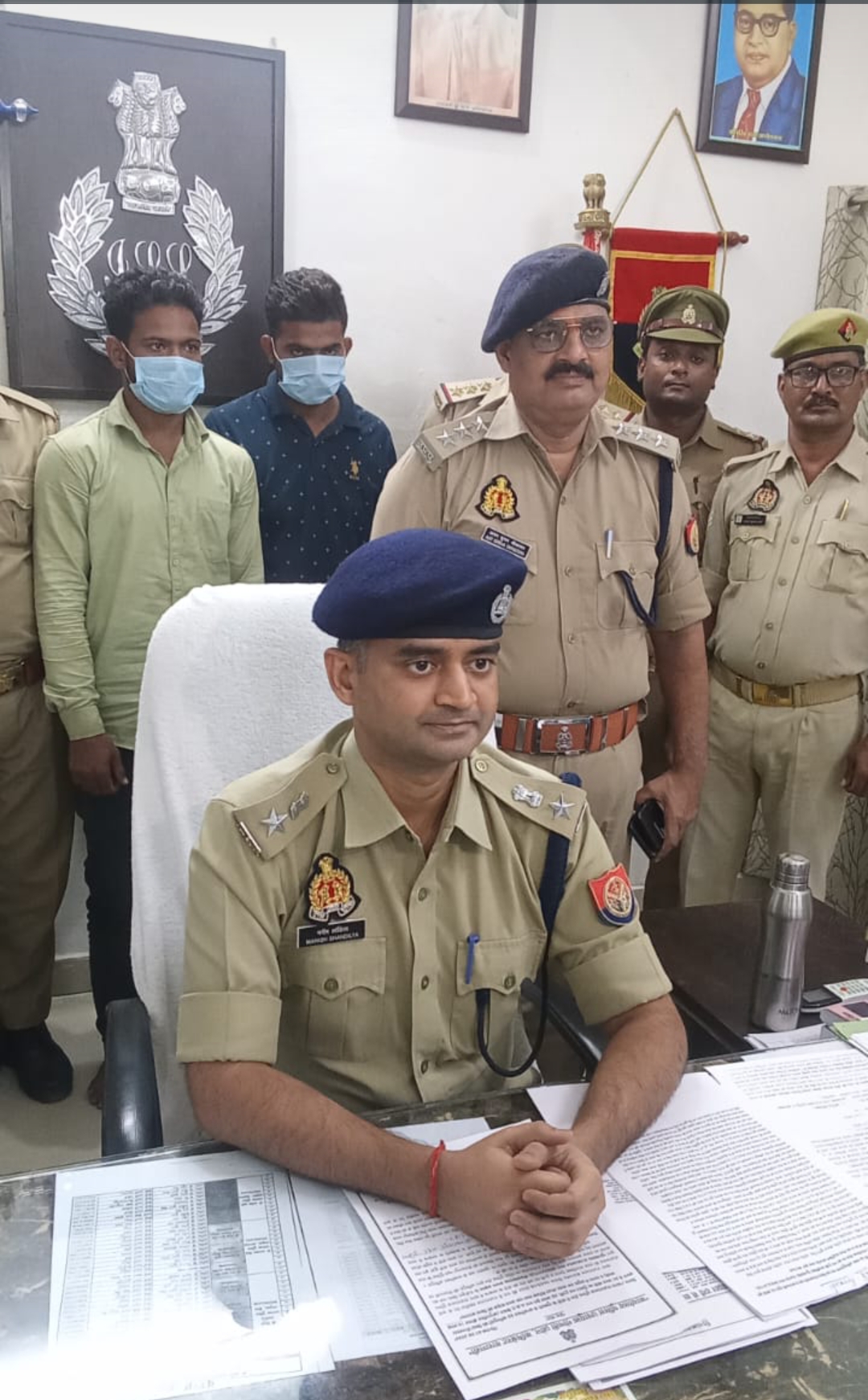 बाबतपुर स्थित कार्यालय पर एडीसीपी गोमती जोन ने किया चोरी का खुलासा