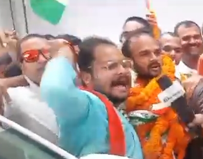 हॉकी के धुरंधरों का वाराणसी में ग्रैंड वेलकम