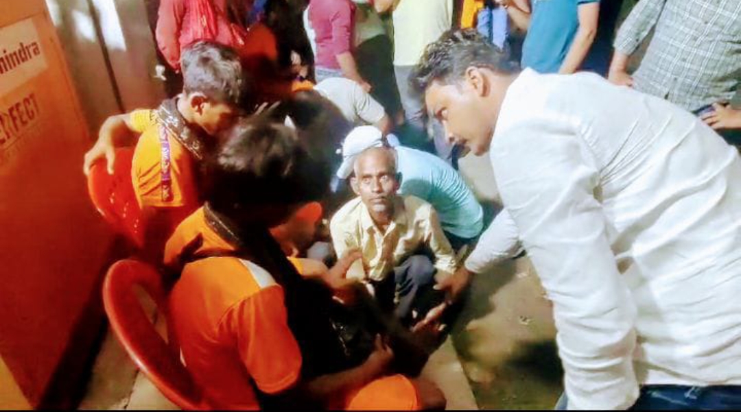 विभूति नारायण सिंह की स्मृति में कांवरियों के लिए शिविर का आयोजन