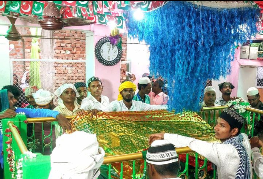 क्षेत्र प्रसिद्ध मीराशाह बाबा का मेला सम्पन्न