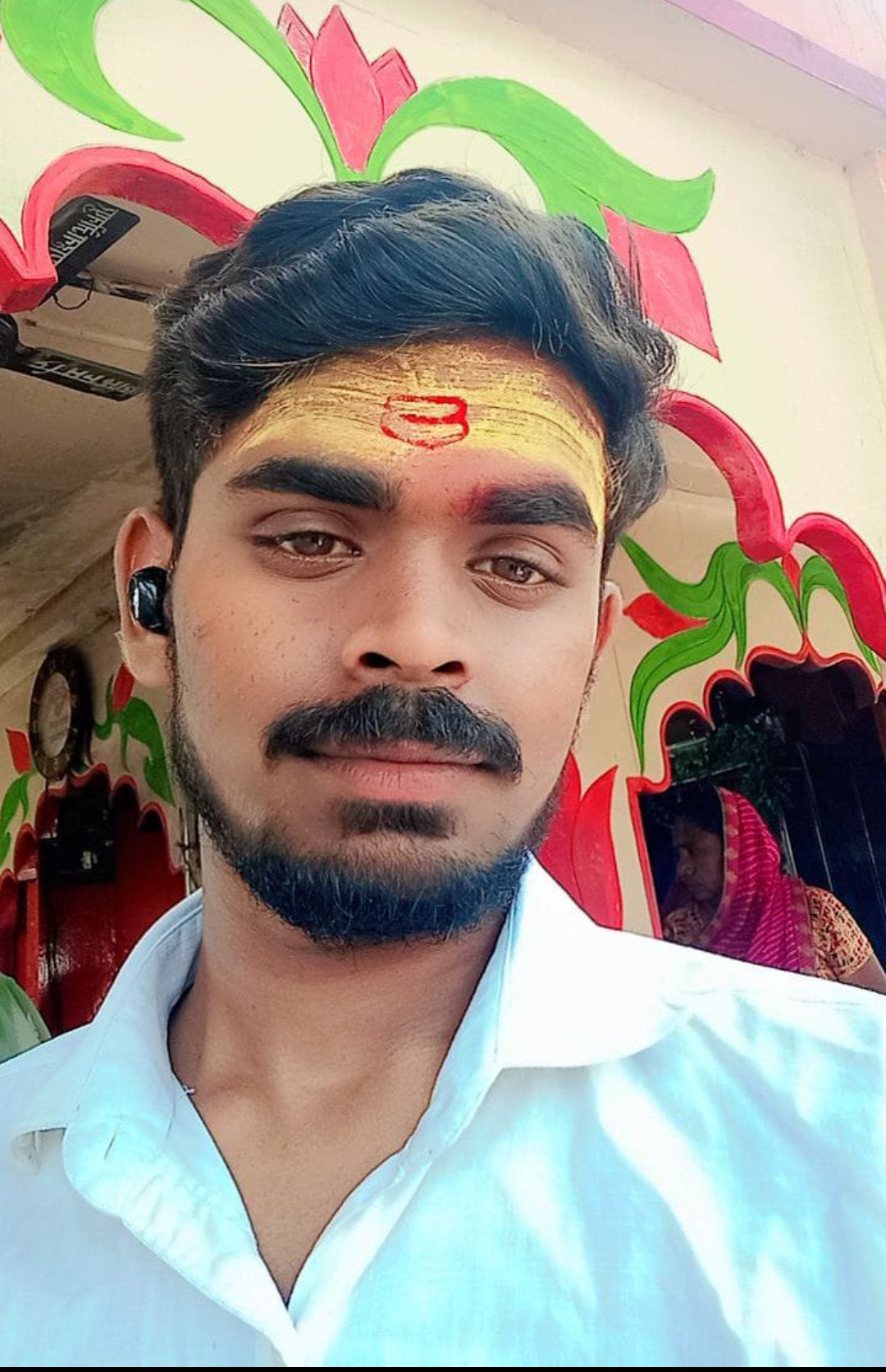 खड़े ट्रक से टकराकर बाइक चालक की मौत