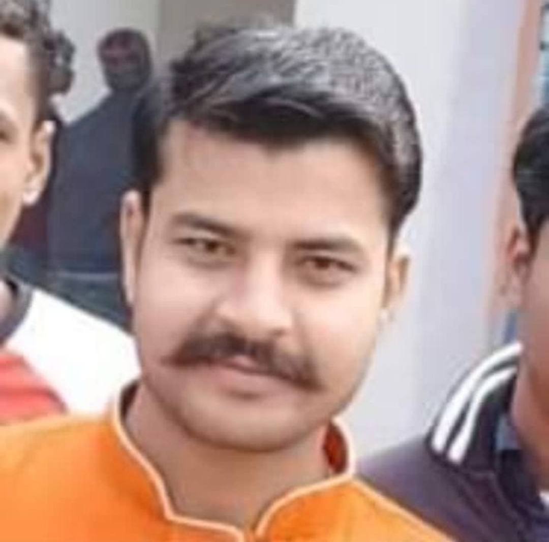 अनियंत्रित स्कॉर्पियो सड़क के किनारे दीवाल से टकराई, सिपाही व चालक की हुई मौत