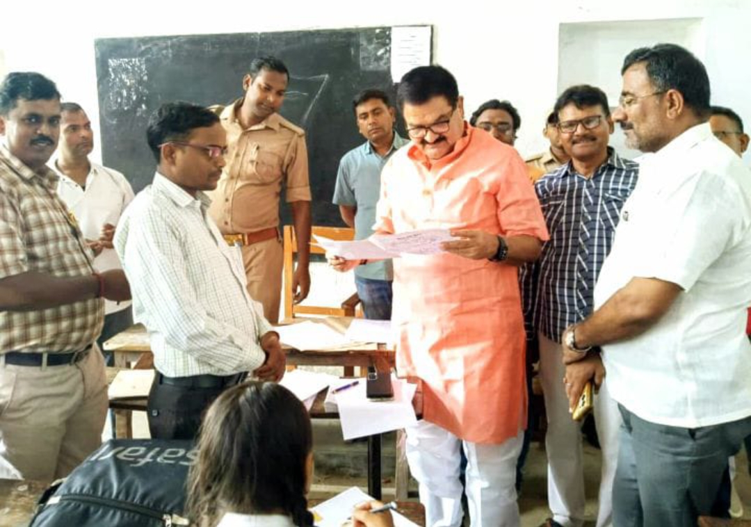 सेवा पखवाड़ा के तहत हुई निबंध व चित्रकला प्रतियोगित