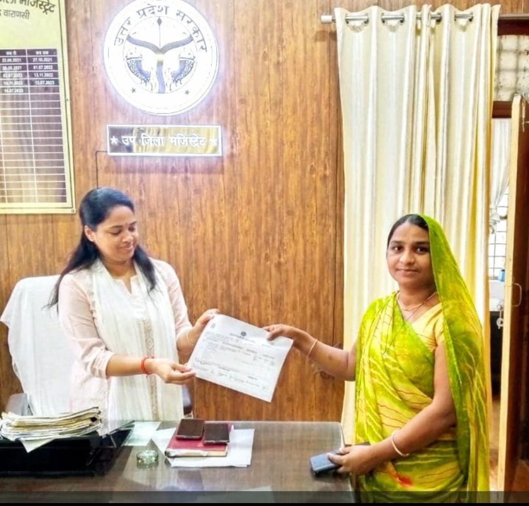 दो वर्ष से भटक रही महिला को दो दिन में मिला न्यायएसडीएम ने वरासत दर्ज कर महिला को दी खतौनी