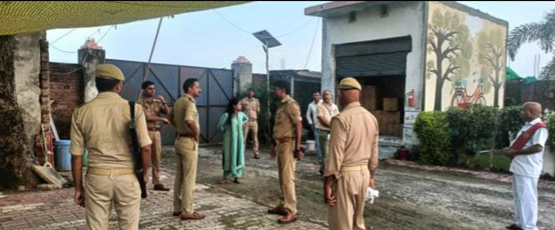 पटाखों का जखीरा बरामदगोदाम हुई सील