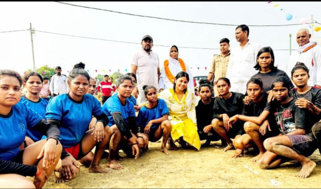 कंदवा ने बच्छाव को हरा कर जीता अंतर्जंपदीय महिला कबड्डी का ख़िताब