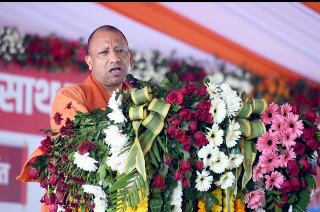 सबको जोड़ने की ताकत रखती है भारतीयता और सनातन-योगी आदित्यनाथ