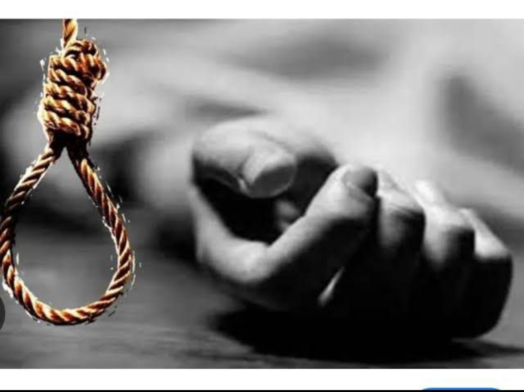 वाराणसी में भाजपा मंडल अध्यक्ष की पत्नी ने लगाया फंदा