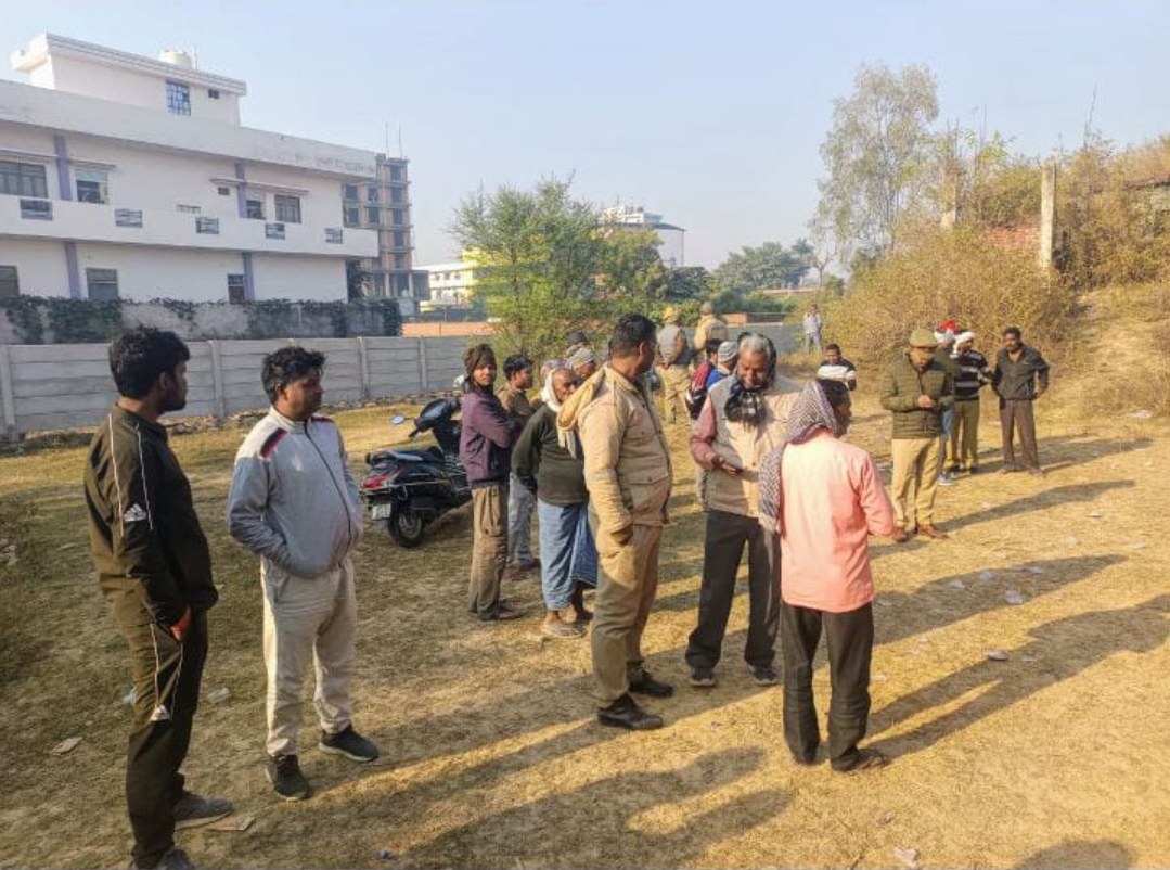 सिर कूचकर युवक की हत्या