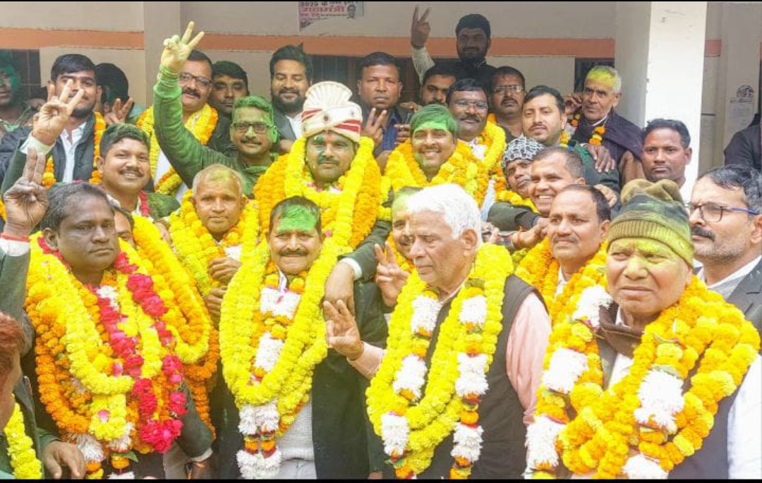 तहसील बार पिंडरा के नए अध्यक्ष बने कृपाशंकर व महामंत्री सुधीर