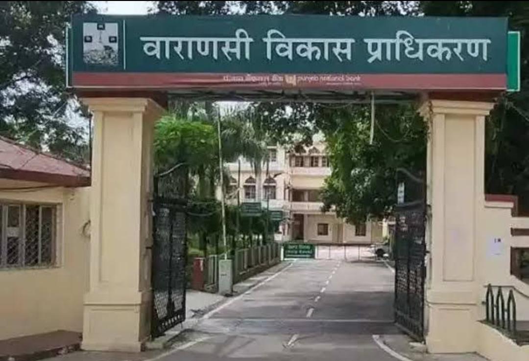 वाराणसी में 6 निर्माणाधीन बिल्डिंग को VDA ने किया सील: