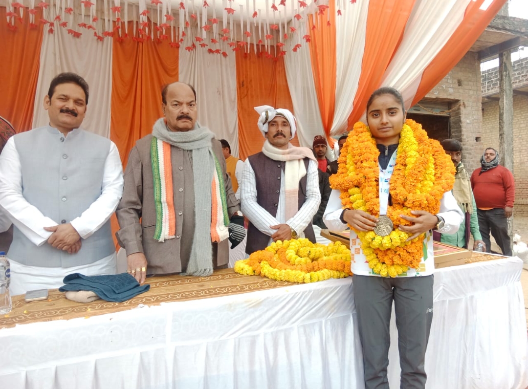 नेशनल वॉक रेस अंडर-19 में वाराणसी की शिखा यादव ने जीता स्वर्ण पदक