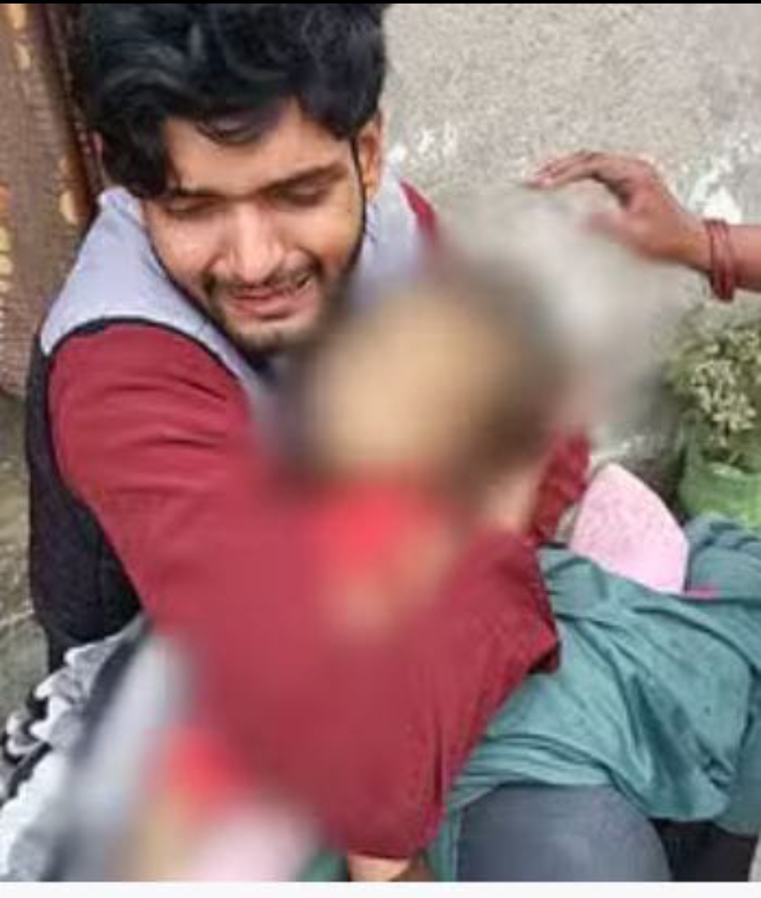 स्कूल के सेप्टिंक टैंक में डूब कर ढाई साल के बच्ची की हुई मौत