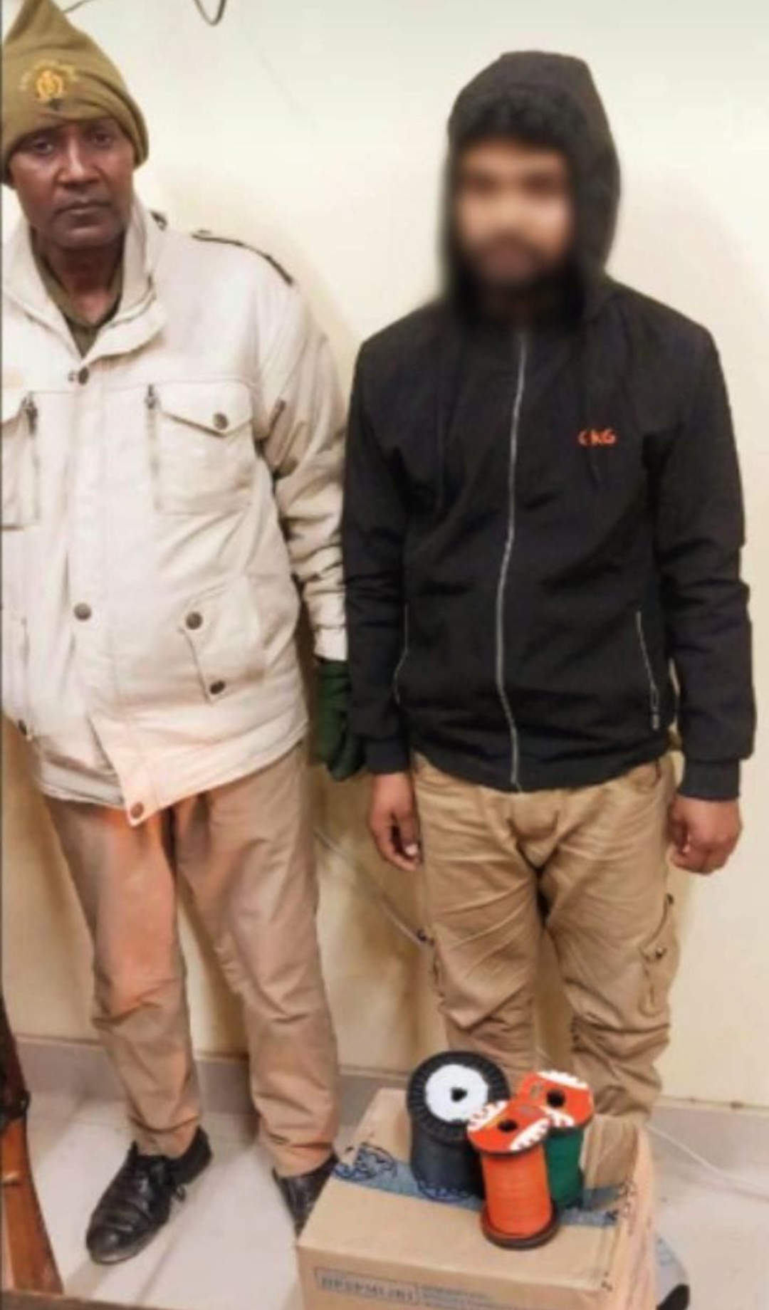 ढ़ाई किलो चाइनीज़ मांझा के साथ एक गिरफ्तार