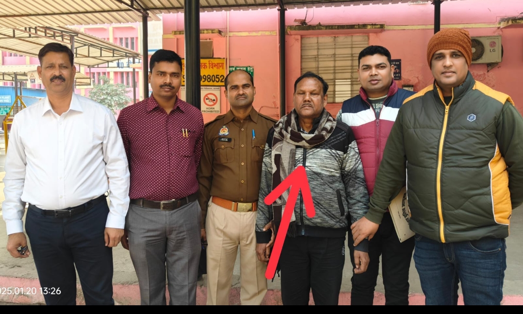 बलिया में पूर्व नियुक्त बीडीओ को ईओडब्ल्यू वाराणसी ने खाद्यान्न घोटाले में किया गिरफ्तार