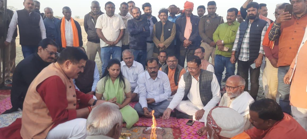 करखियांव में स्वतंत्रता संग्राम सेनानी पर्यटन स्थल विकास का भूमिपूजन संपन्न