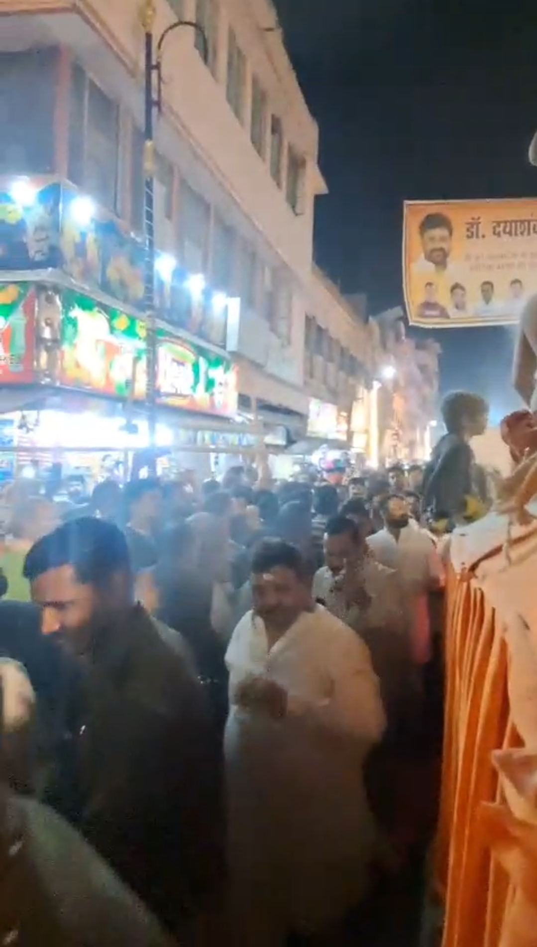 अपनी परंपरा के अनुरूप निकली शिव बारात