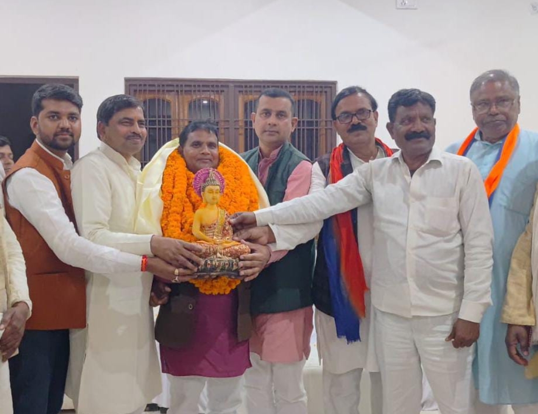 अपना दल एस के पूर्व जिलाध्यक्ष डॉ नरेंद्र पटेल बने क्षेत्रीय अध्यक्ष