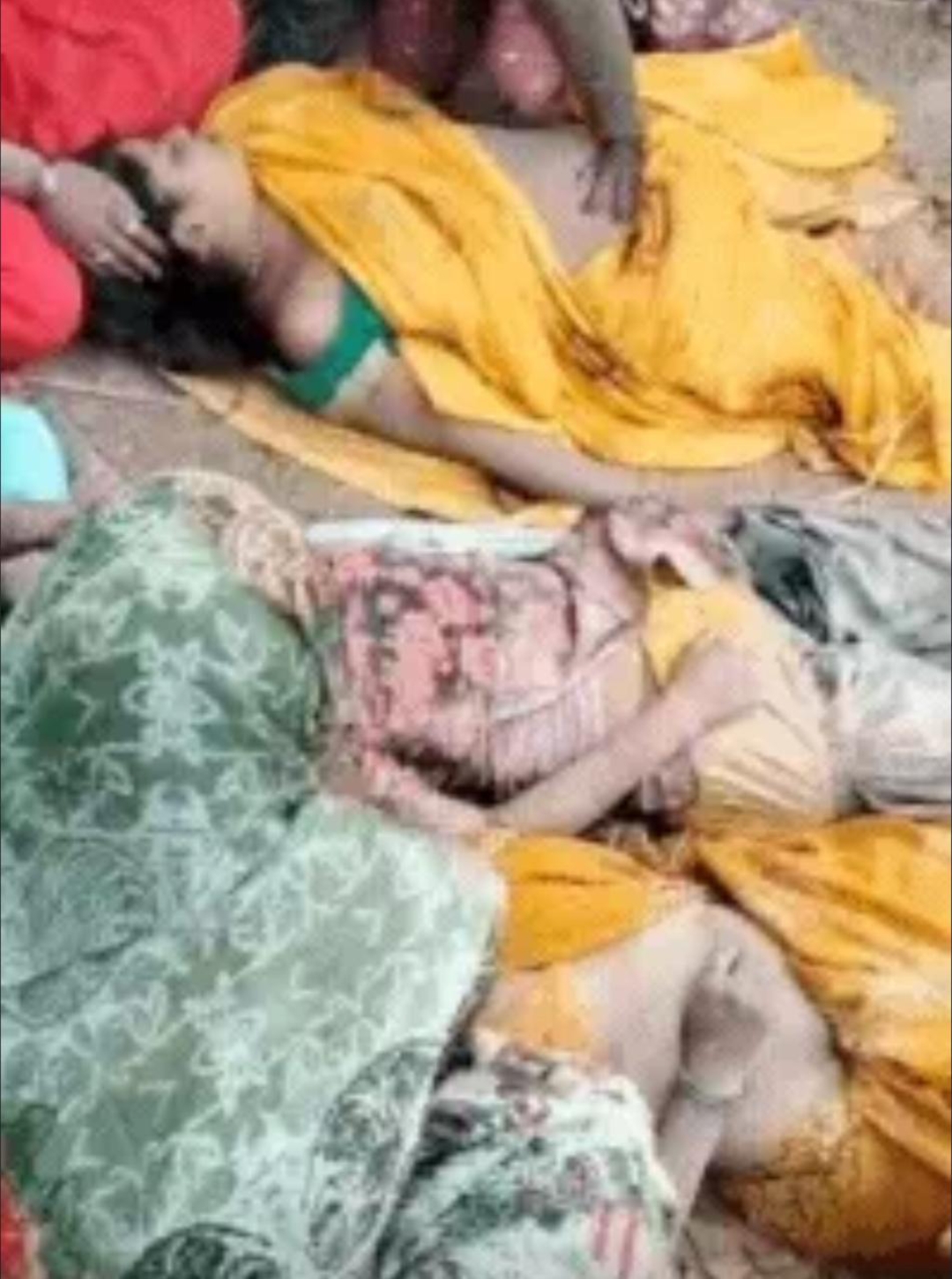 कौशांबी में मिट्‌टी का टीला ढहा, 5 की मौत