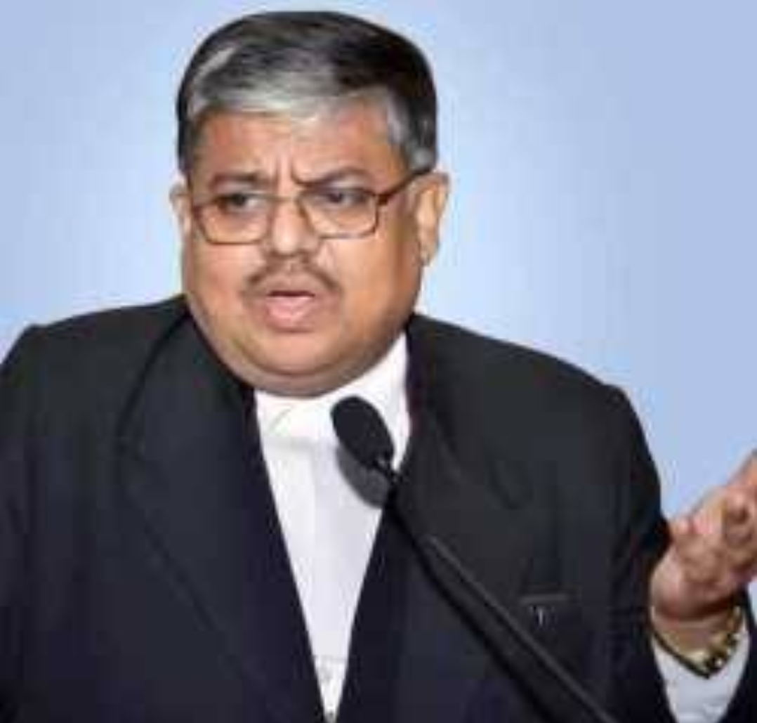 सोमवार को श्रीनाथ त्रिपाठी के समर्थन में पिंडरा के अधिवक्ता राष्ट्रपति के नाम का सौंपेंगे ज्ञापन