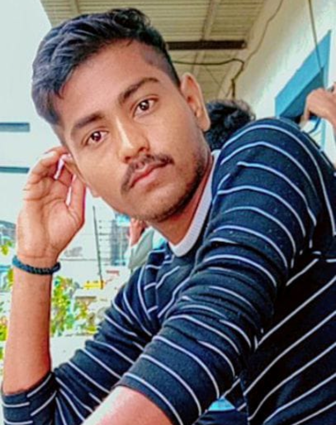 मुंबई कमाने गया बड़ागांव का युवक लापता