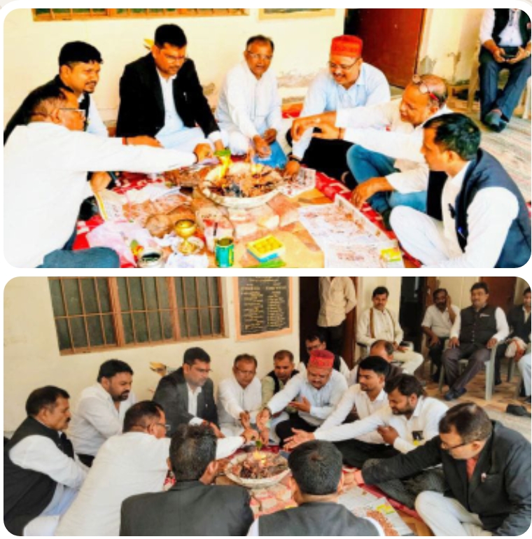 एसडीएम और एसडीएम न्यायिक के खिलाफ अधिवक्ताओं का विरोध प्रदर्शन