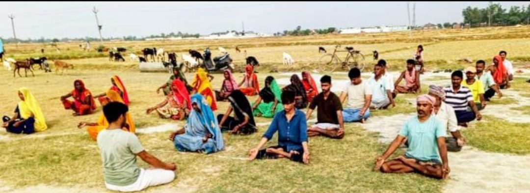गांव से लेकर तहसील तक रही योग की रही धूम, निरोग रहने का दिया संदेश