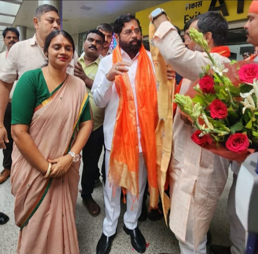 शिवसेना के पूर्व मुख्यमंत्री एकनाथ शिंदे का हुआ स्वागत।