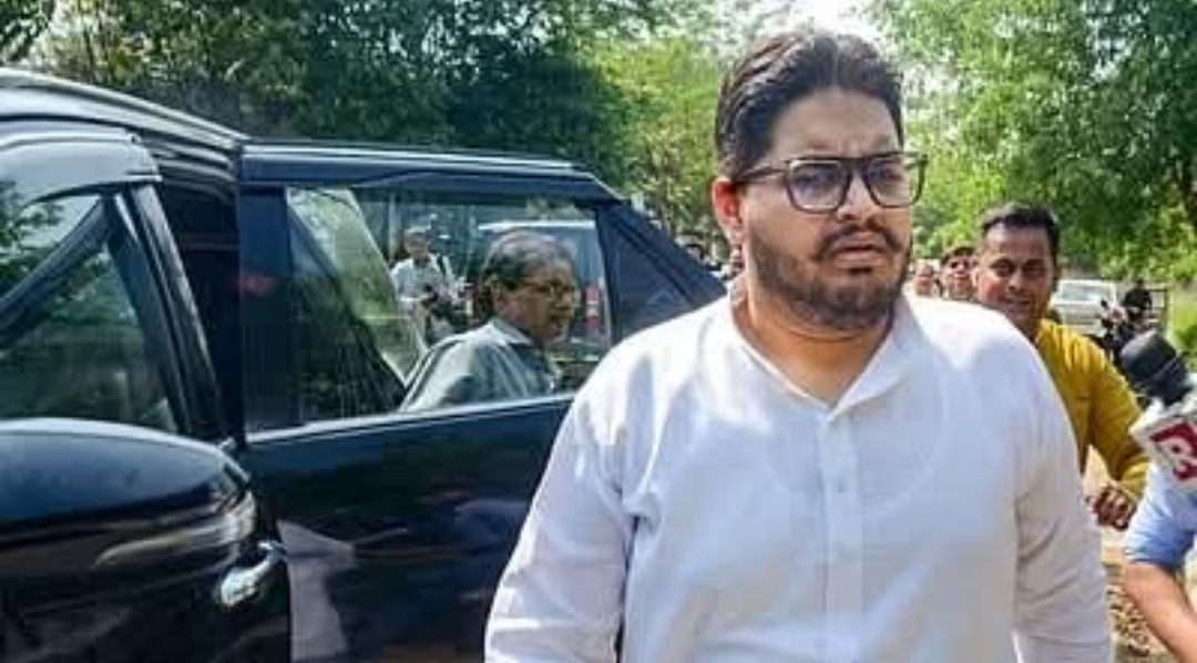 फर्जी हस्ताक्षर प्रकरण में उमर अंसारी को नहीं मिली राहत, 14 दिन की न्यायिक अभिरक्षा में भेजा गया जेल