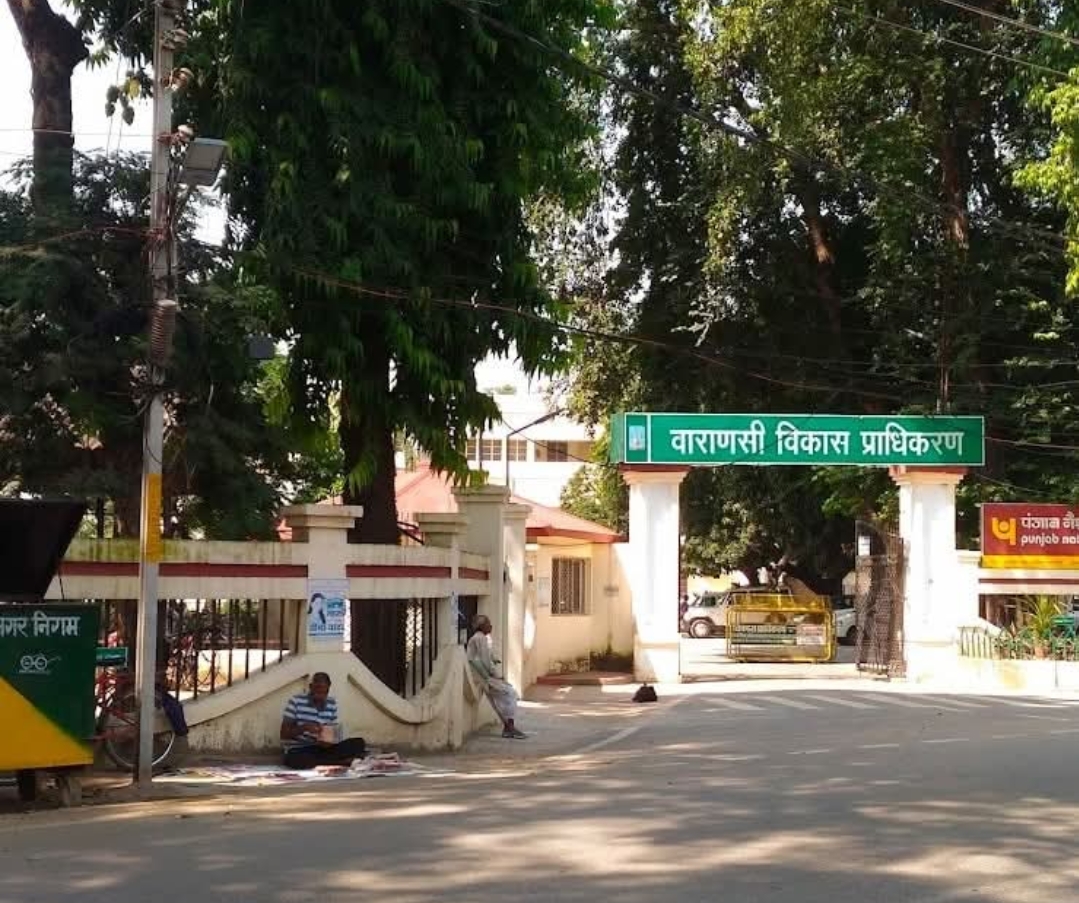 वाराणसी को मिला हेल्थकेयर में बड़ा तोहफ़ा: सिर्फ 30 घंटे में अपोलो हॉस्पिटल के 400 बेड वाले विश्वस्तरीय मल्टी-स्पेशियलिटी हॉस्पिटल के मानचित्र को मिली स्वीकृति