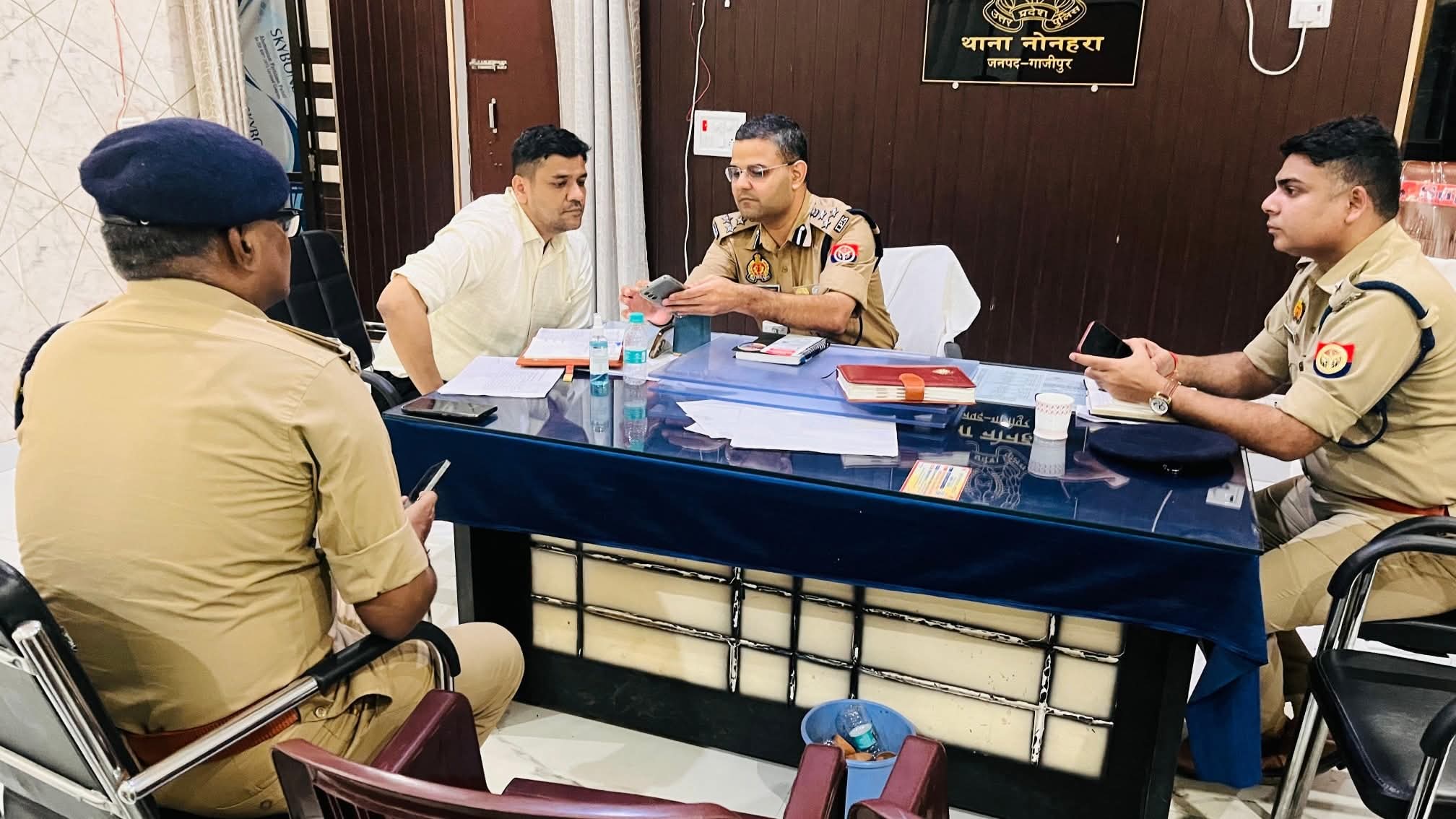 “नोनहरा लाठीचार्ज केस: पुलिस उपमहानिरीक्षक वैभव कृष्ण की त्वरित कार्रवाई, सरकार का साफ संदेश – लापरवाही पर ज़ीरो टॉलरेंस”: 6 पुलिसकर्मी निलंबित, 5 लाइन हाजिर