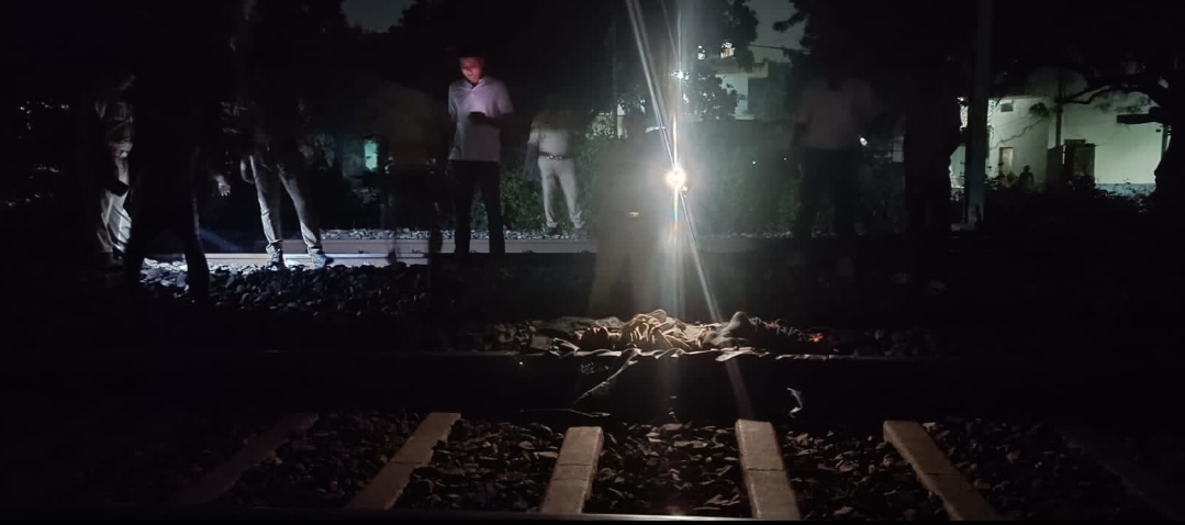 सारनाथ में हवेलियां क्रॉसिंग पर ट्रेन की चपेट में आकर व्यक्ति की मौत