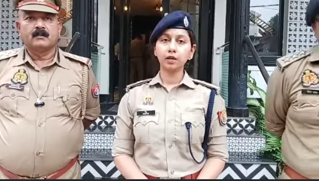 बनारस के होटल में हड़कंप: पुलिस छापे के दौरान 2 रशियन युवतियां खिड़की से भागीं, सेक्स रैकेट का पर्दाफाश