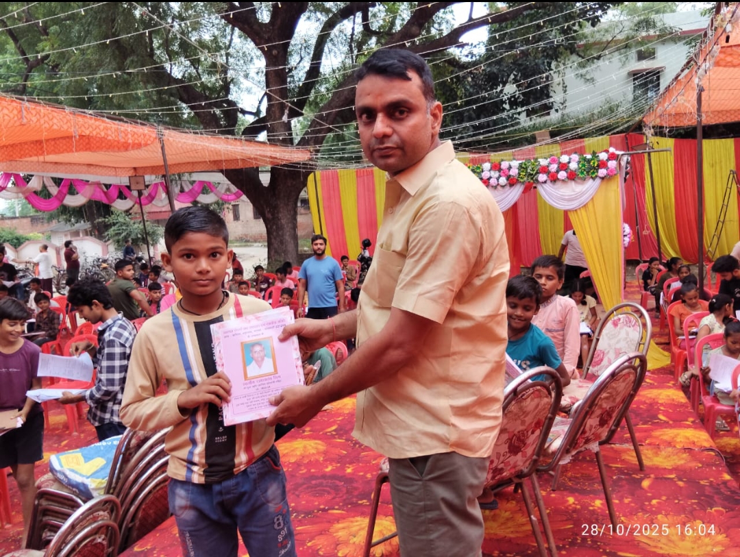 स्वतंत्रता सेनानी बाबा रामरतन दास की स्मृति में कनियर में रचनात्मक आयोजन