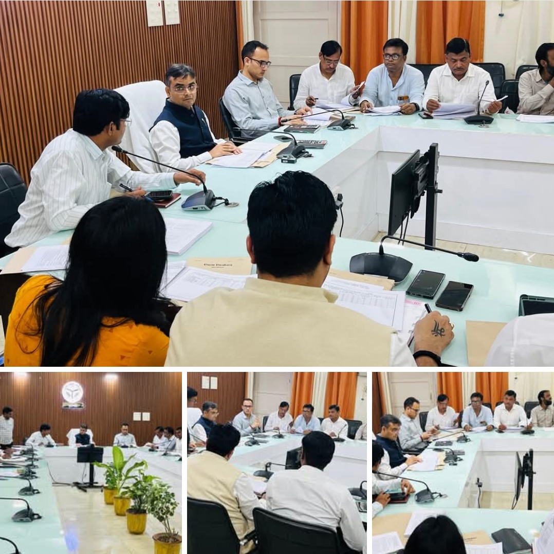 मतदाता सूची को शुद्ध और पारदर्शी बनाने की तैयारी तेज — वाराणसी में निर्वाचन पुनरीक्षण को लेकर राजनीतिक दलों के साथ अहम बैठक