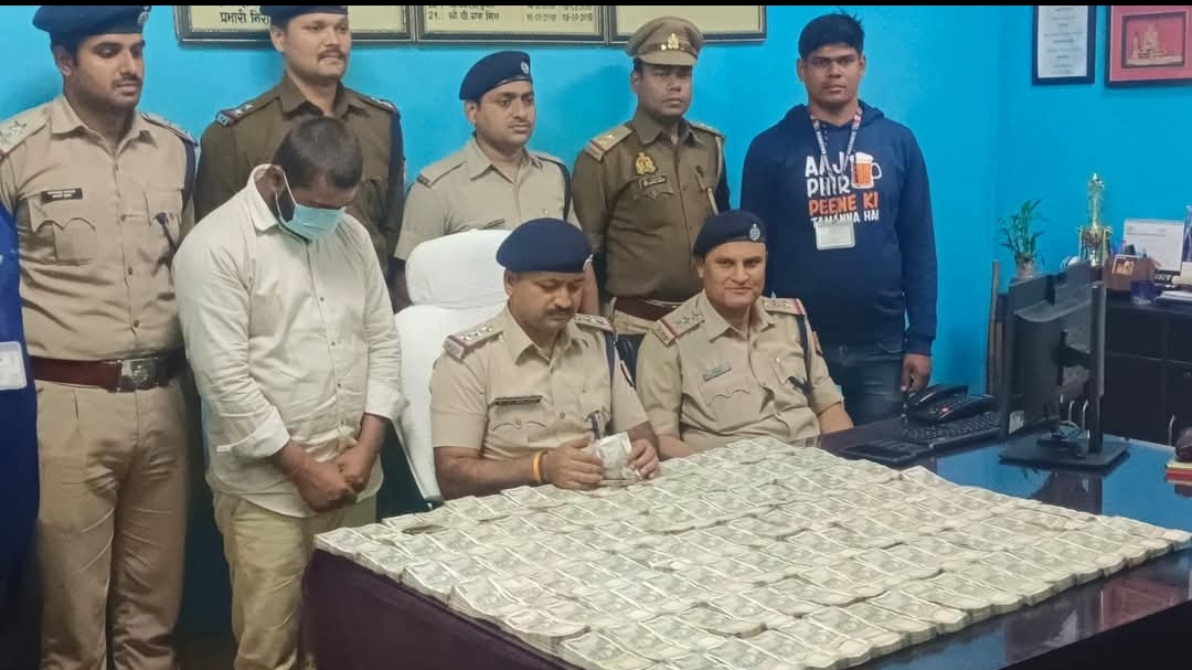 डीडीयू जंक्शन पर 60 लाख नकदी के साथ पकड़ा गया युवक, जीआरपी-आरपीएफ की संयुक्त कार्रवाई में बड़ी सफलता