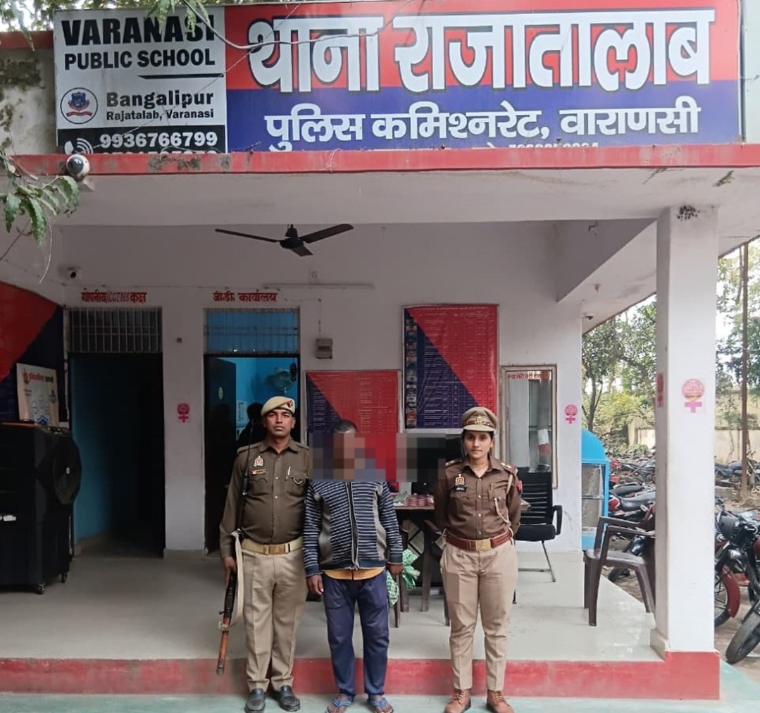 थाना राजातालाब की मिशन शक्ति टीम ने छात्राओं पर फब्तियाँ कसने वाले मनचले को दबोचा