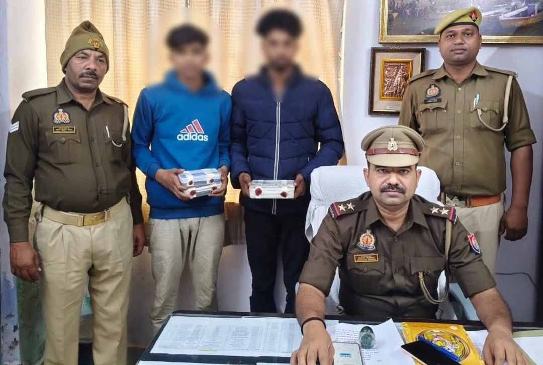 सारनाथ में फायरिंग कर हत्या का प्रयास: दो आरोपी गिरफ्तार, अवैध पिस्टल बरामद