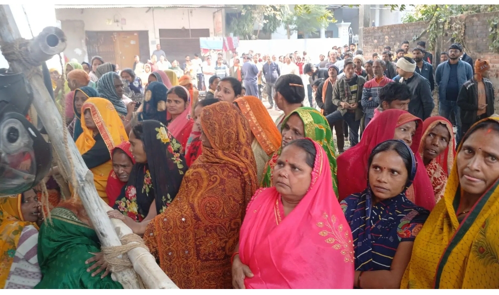 लक्ष्मणपुर, शिवपुर में आंगनबाड़ी कार्यकर्ता की निर्मम हत्या — इलाके में सनसनी